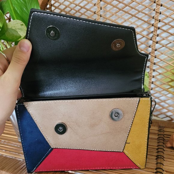 Crossbody bag - Picture 3 of 6